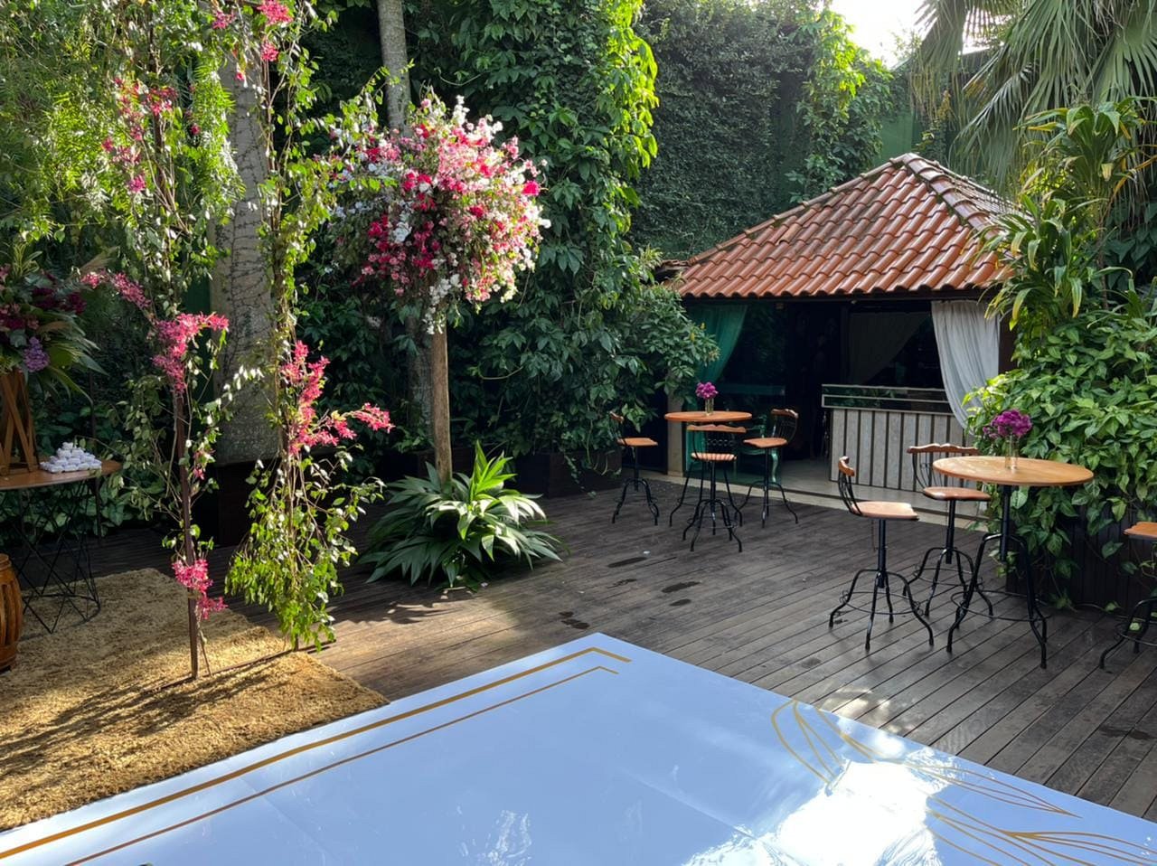 Bistro le Monde
